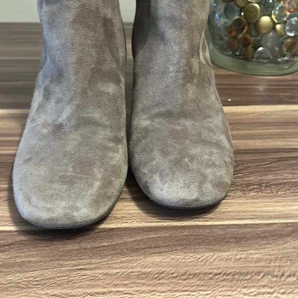 Naya, Anthropologie Dalia gray suede boots with button detail on top. - Picture 8 of 16
